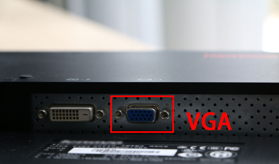 Conectar computadora con VGA a pantalla con HDMI 